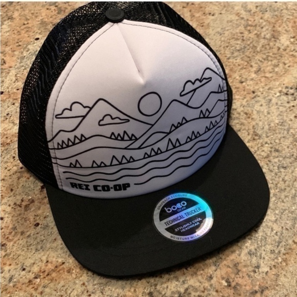 New-REI CO-OP flap back trucker hat black white can color one size
